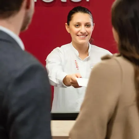 Intercityhotel Hotel