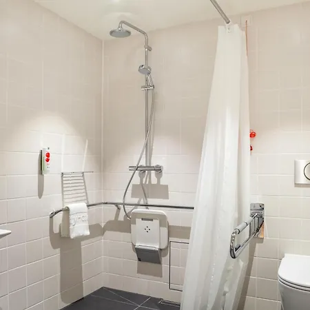 Intercityhotel Hotel 4*