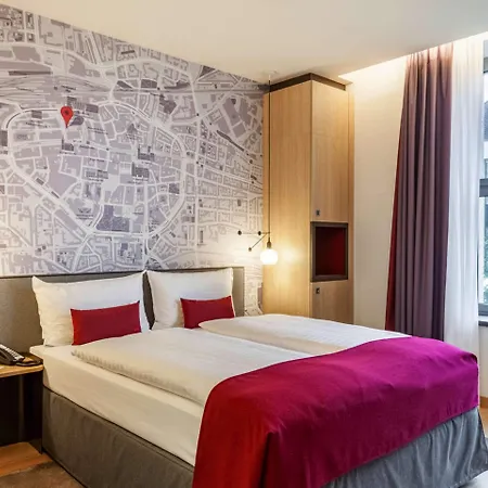 מלון Intercityhotel