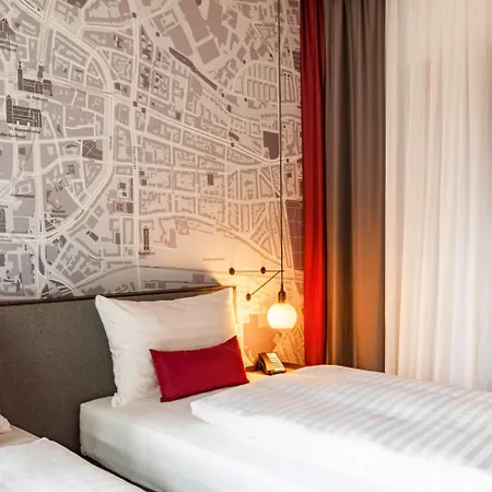 Intercityhotel מלון