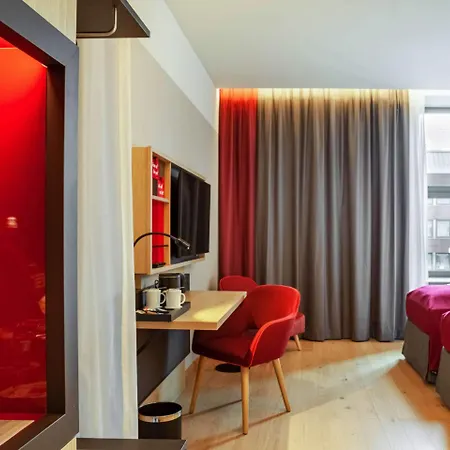 Intercityhotel 4*