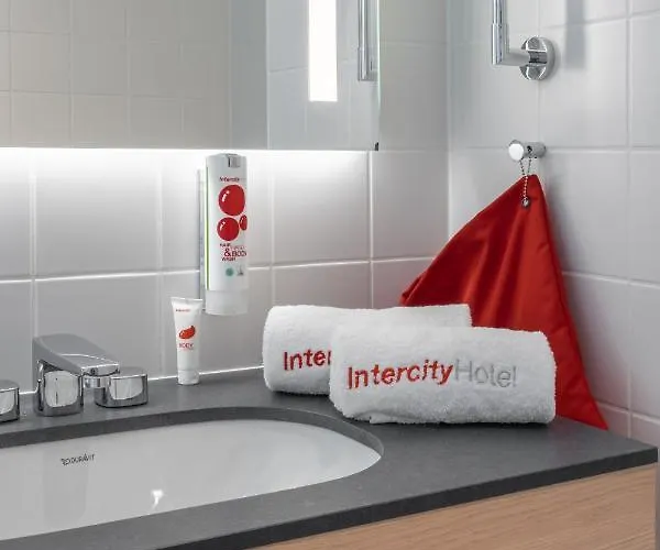 Intercityhotel מלון