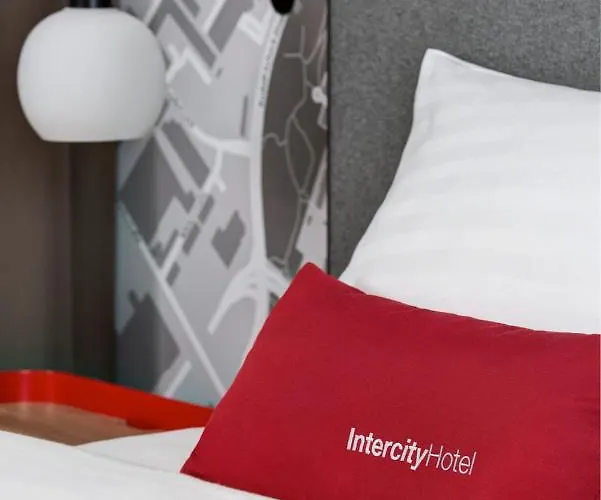 מלון Intercityhotel
